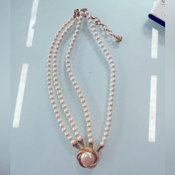 Vintage Richelieu Faux Pearl Rhinestone Necklace 18 inches - Picture 7 of 9